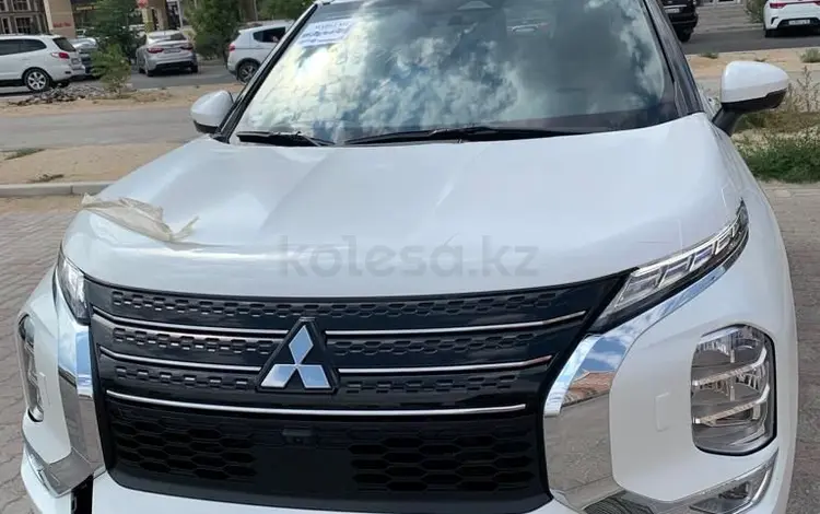 Mitsubishi Outlander 2023 года за 20 000 000 тг. в Актау