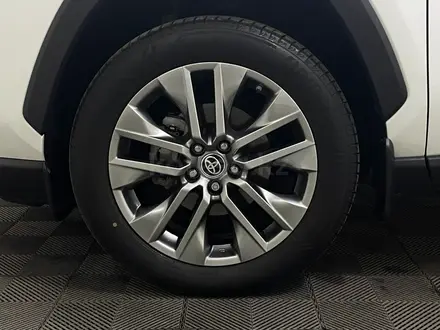 Toyota RAV4 Luxe 2021 года за 14 500 000 тг. в Алматы – фото 16