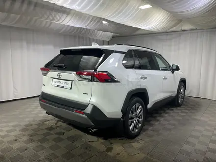 Toyota RAV4 Luxe 2021 года за 14 500 000 тг. в Алматы – фото 18