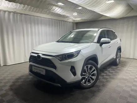Toyota RAV4 Luxe 2021 года за 14 500 000 тг. в Алматы