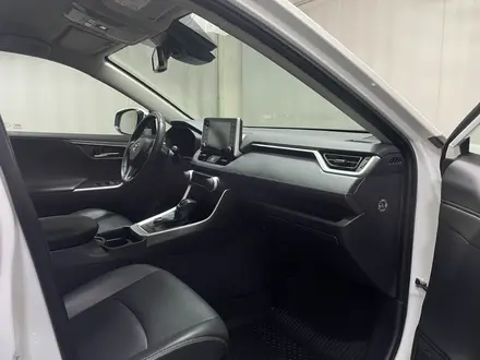 Toyota RAV4 Luxe 2021 года за 14 500 000 тг. в Алматы – фото 6