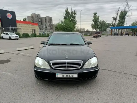Mercedes-Benz S 500 1998 года за 2 990 000 тг. в Алматы – фото 2