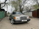 Mercedes-Benz E 280 1993 года за 3 200 000 тг. в Алматы