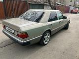 Mercedes-Benz E 280 1993 года за 3 200 000 тг. в Алматы – фото 5