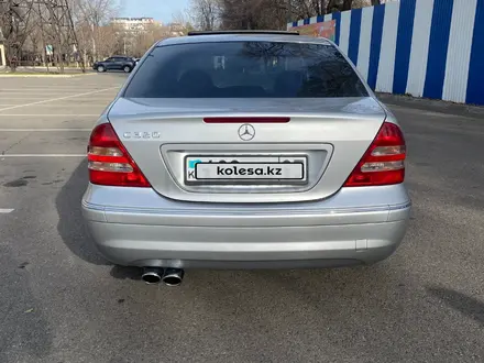 Mercedes-Benz C 320 2002 года за 5 500 000 тг. в Алматы – фото 7