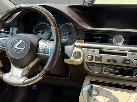Lexus ES 350 2016 года за 13 550 000 тг. в Павлодар – фото 23