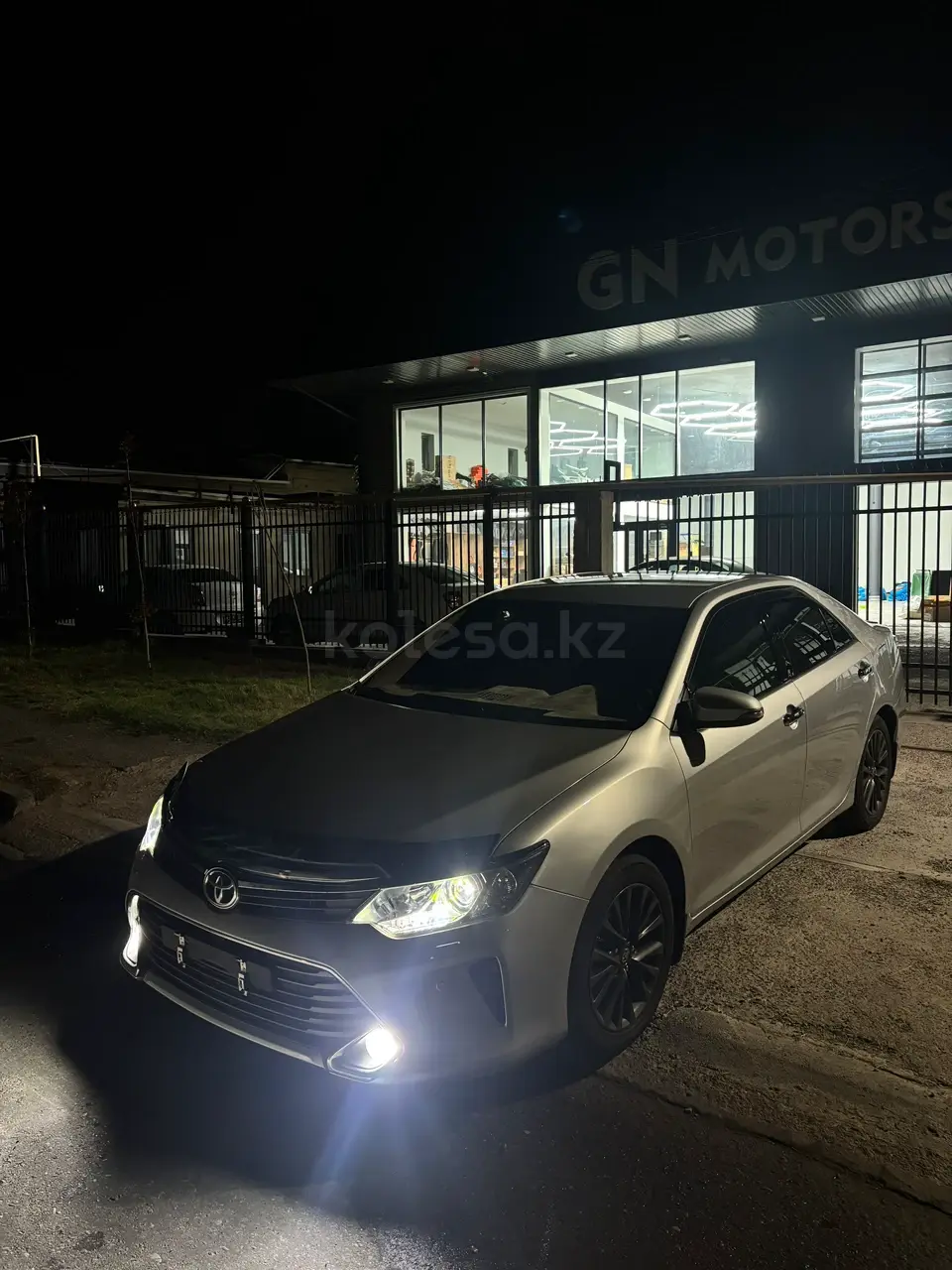 Toyota Camry, 2015