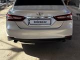 Toyota Camry 2023 годаүшін16 600 000 тг. в Астана – фото 4
