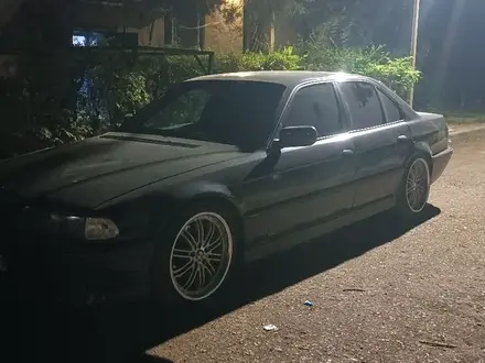 BMW 728 1998 года за 2 850 000 тг. в Алматы – фото 4