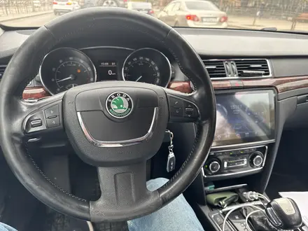 Skoda Superb 2012 года за 5 000 000 тг. в Астана – фото 3