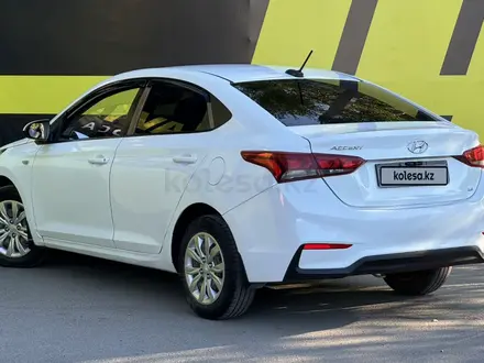 Hyundai Accent 2018 года за 6 300 000 тг. в Семей – фото 6