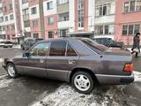 Mercedes-Benz E 230 1992 годаүшін2 800 000 тг. в Алматы – фото 4