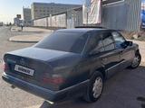 Mercedes-Benz E 300 1991 года за 1 800 000 тг. в Астана – фото 3