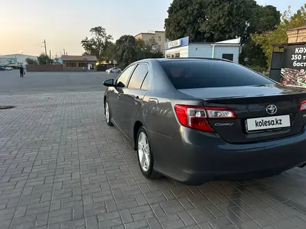 Toyota Camry 2014 года за 8 550 000 тг. в Шымкент – фото 8