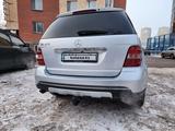 Mercedes-Benz ML 500 2006 годаүшін7 200 000 тг. в Астана – фото 5