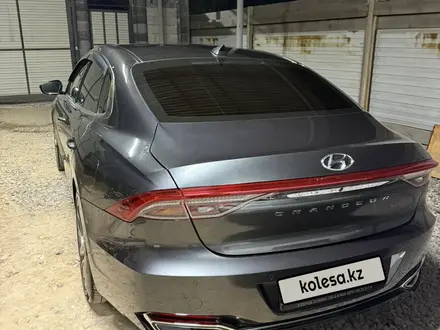 Hyundai Grandeur 2020 года за 11 595 223 тг. в Алматы – фото 2