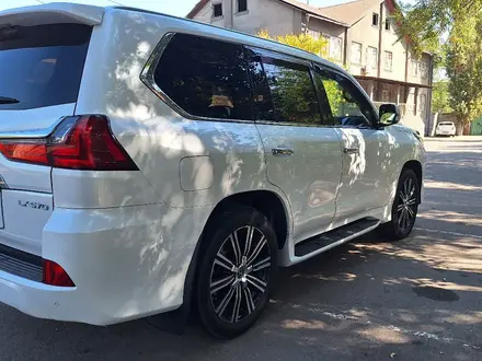 Lexus LX 570 2018 года за 46 000 000 тг. в Алматы – фото 13