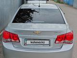Chevrolet Cruze 2011 года за 3 800 000 тг. в Алматы – фото 5