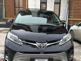 Toyota Sienna 2015 года за 9 800 000 тг. в Актау