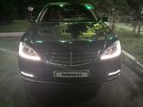 Mercedes-Benz S 350 2010 года за 5 000 000 тг. в Астана – фото 2