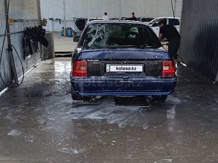 Opel Vectra 1990 года за 950 000 тг. в Туркестан – фото 2