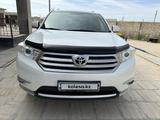 Toyota Highlander 2012 года за 13 500 000 тг. в Жанаозен – фото 2