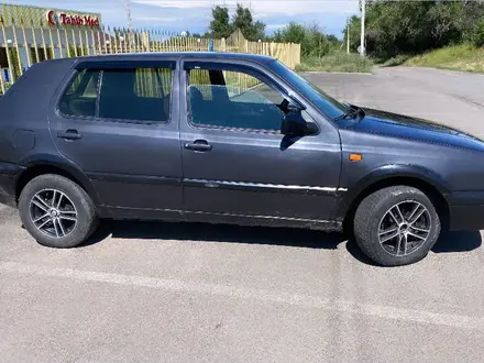 Volkswagen Golf 1993 года за 1 000 000 тг. в Есик