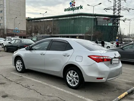 Toyota Corolla 2018 года за 8 100 000 тг. в Алматы – фото 3