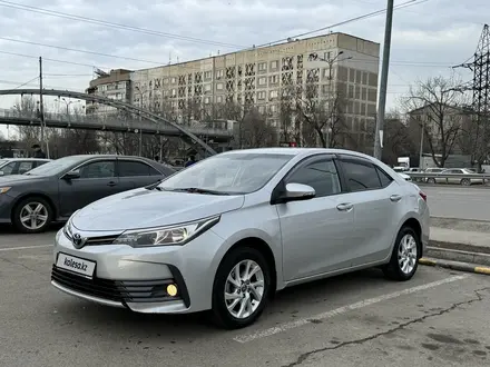 Toyota Corolla 2018 года за 8 100 000 тг. в Алматы – фото 2