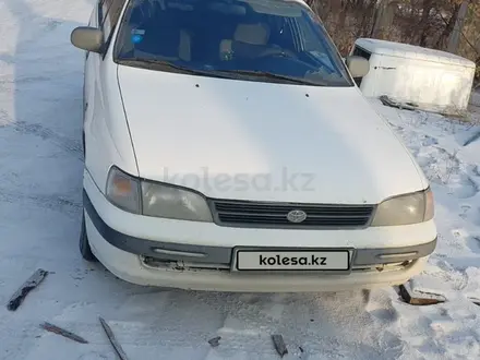 Toyota Carina E 1995 года за 1 850 000 тг. в Семей