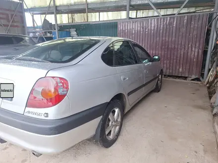 Toyota Avensis 1999 года за 2 800 000 тг. в Алматы – фото 3