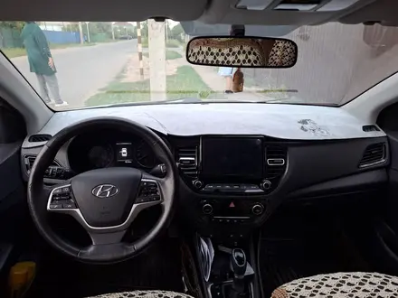 Hyundai Accent 2020 года за 7 200 000 тг. в Уральск – фото 5