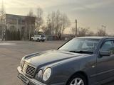 Mercedes-Benz E 320 1995 годаfor3 400 000 тг. в Алматы – фото 3