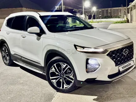 Hyundai Santa Fe 2019 года за 13 800 000 тг. в Шымкент