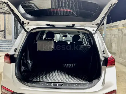 Hyundai Santa Fe 2019 года за 13 800 000 тг. в Шымкент – фото 6