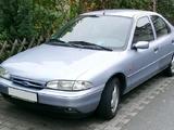 Стекло фары фонари FORD Mondeo за 5 000 тг. в Актобе