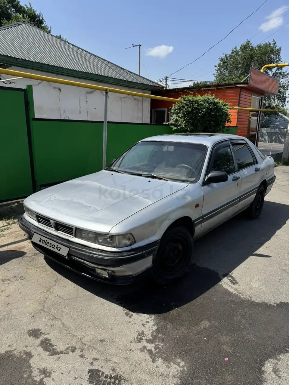 Mitsubishi Galant, 1990