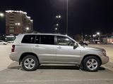 Toyota Highlander 2003 года за 6 400 000 тг. в Актобе – фото 3