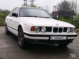 BMW 525 1990 года за 2 050 000 тг. в Талдыкорган – фото 2