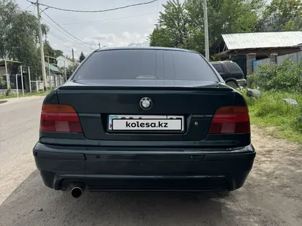 BMW 528 1998 года за 3 000 000 тг. в Алматы – фото 2