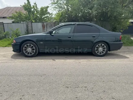 BMW 528 1998 года за 3 000 000 тг. в Алматы – фото 3
