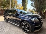 Mercedes-Benz GL 500 2015 года за 17 000 000 тг. в Актобе – фото 2