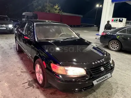 Toyota Camry 1998 года за 3 500 000 тг. в Алматы – фото 5