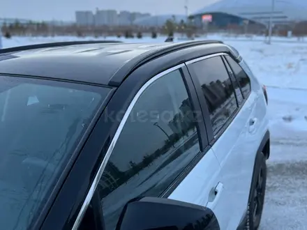 Toyota RAV4 2021 года за 15 500 000 тг. в Астана – фото 3
