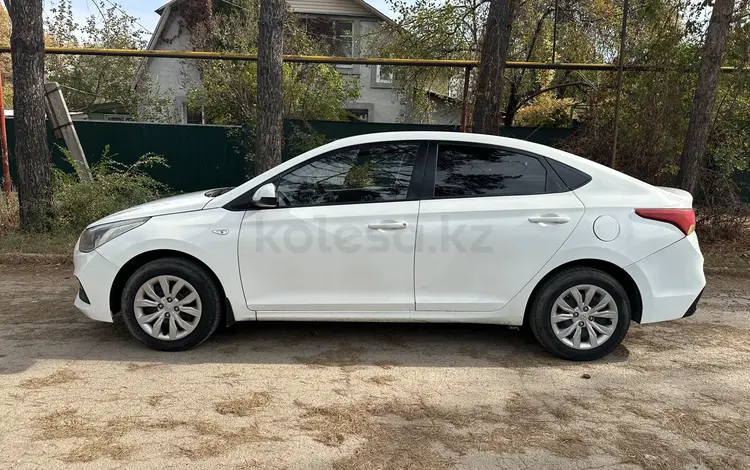 Hyundai Accent 2018 года за 5 800 000 тг. в Алматы