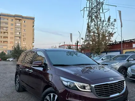 Kia Carnival 2015 года за 9 999 999 тг. в Алматы – фото 10