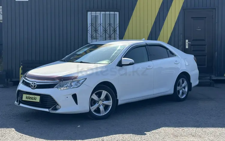 Toyota Camry 2017 года за 9 100 000 тг. в Караганда