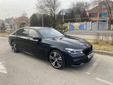 BMW 740 2018 года за 26 000 000 тг. в Алматы – фото 3