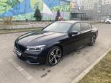 BMW 740 2018 года за 26 000 000 тг. в Алматы – фото 4
