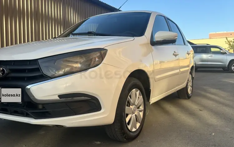 ВАЗ (Lada) Granta 2190 2020 годаүшін3 500 000 тг. в Семей
